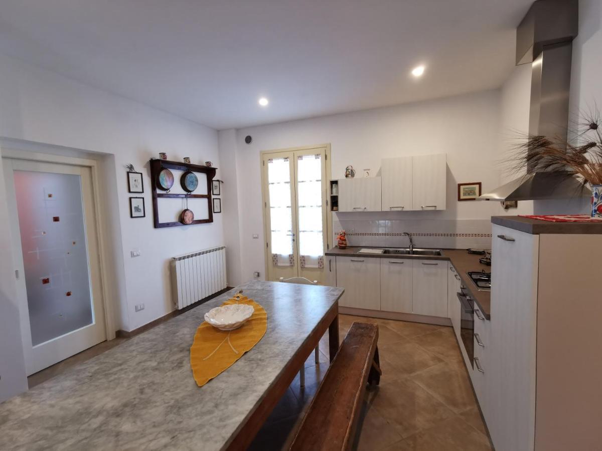 Agriturismo Sotto La Rocca Carmignano Luaran gambar